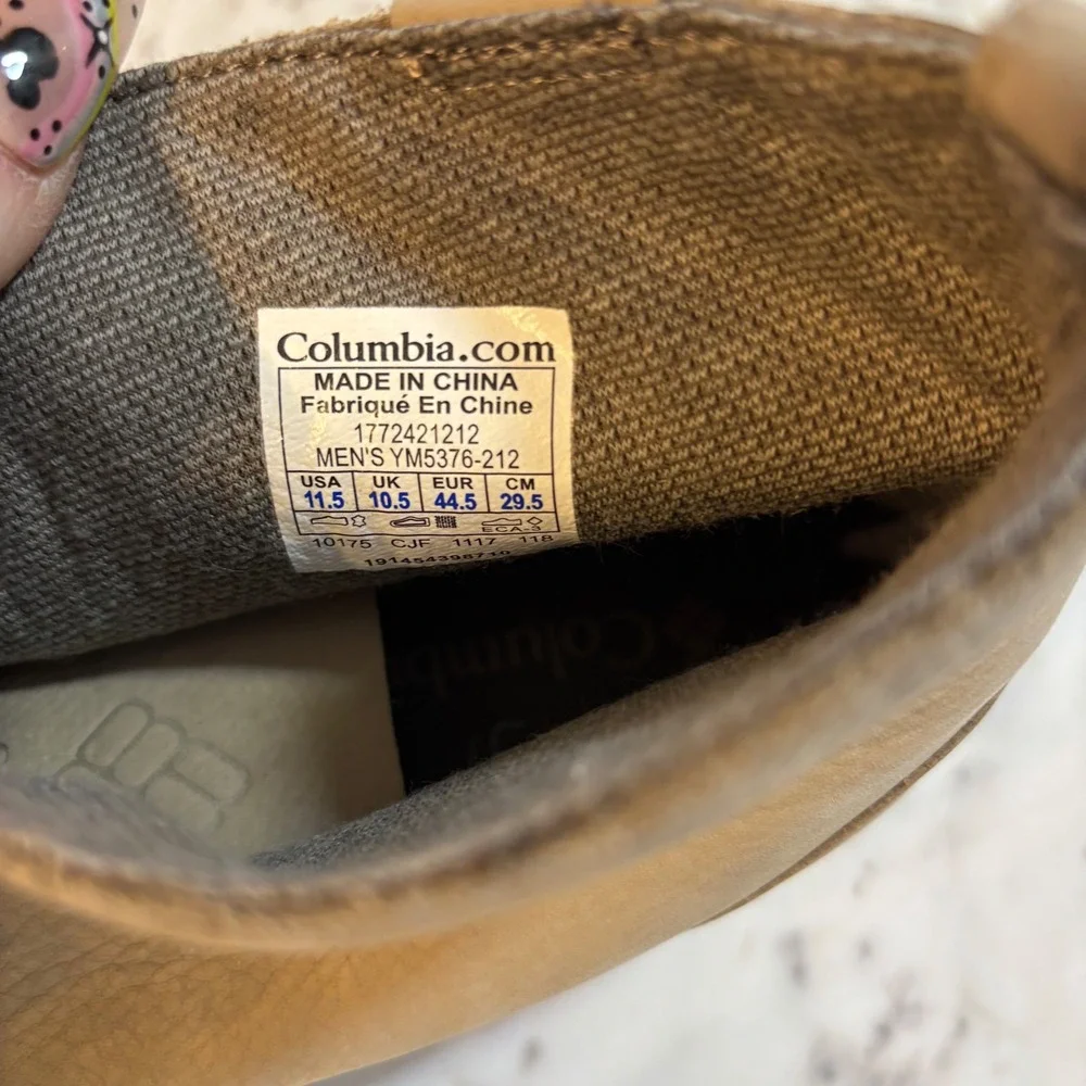 Columbia Men's Waterproof Chukka Boots‎ Beige Leather Lace Up Size 11.5